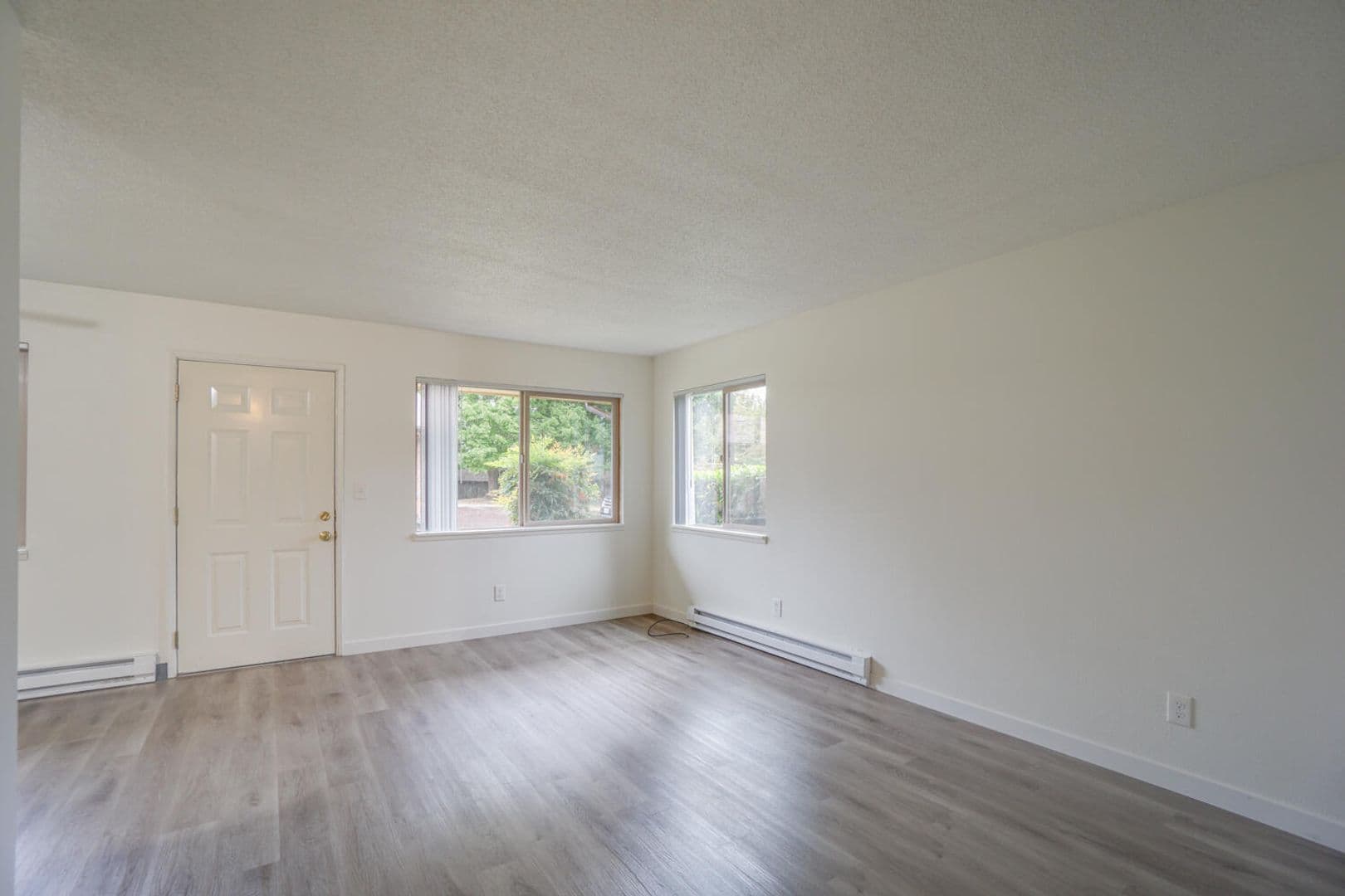 Forest Grove Apartment: 1504-1508 21st Place