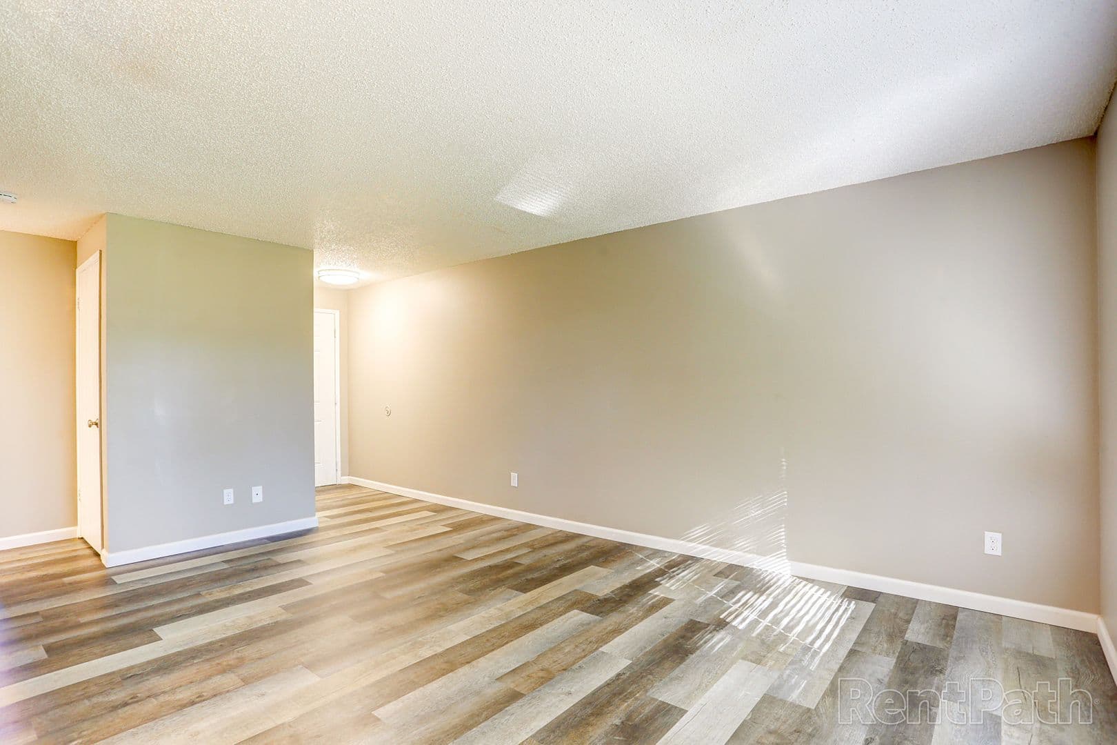 Gresham Apartment: 3050 NE 23rd St.