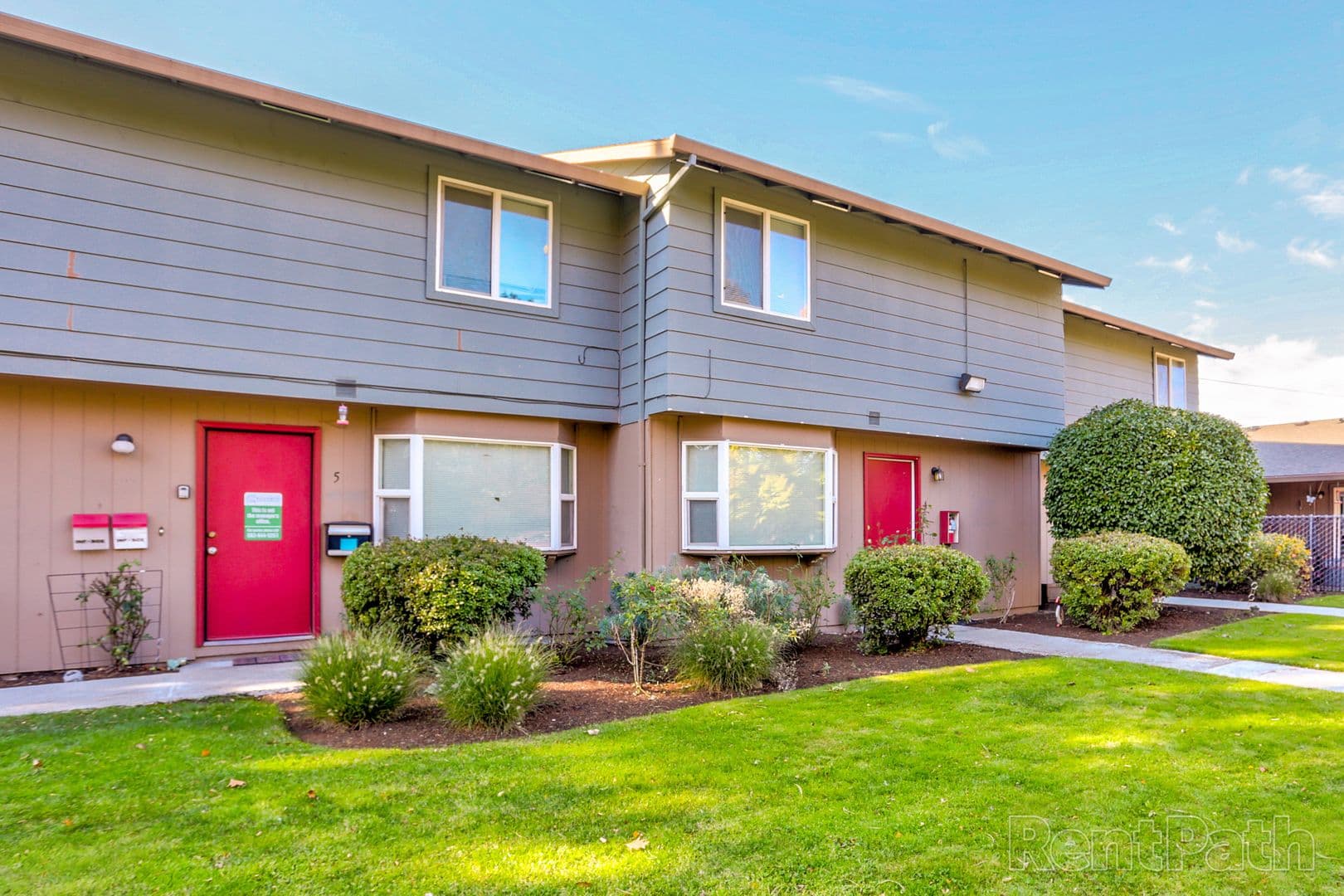 Gresham Apartment: 3050 NE 23rd St.