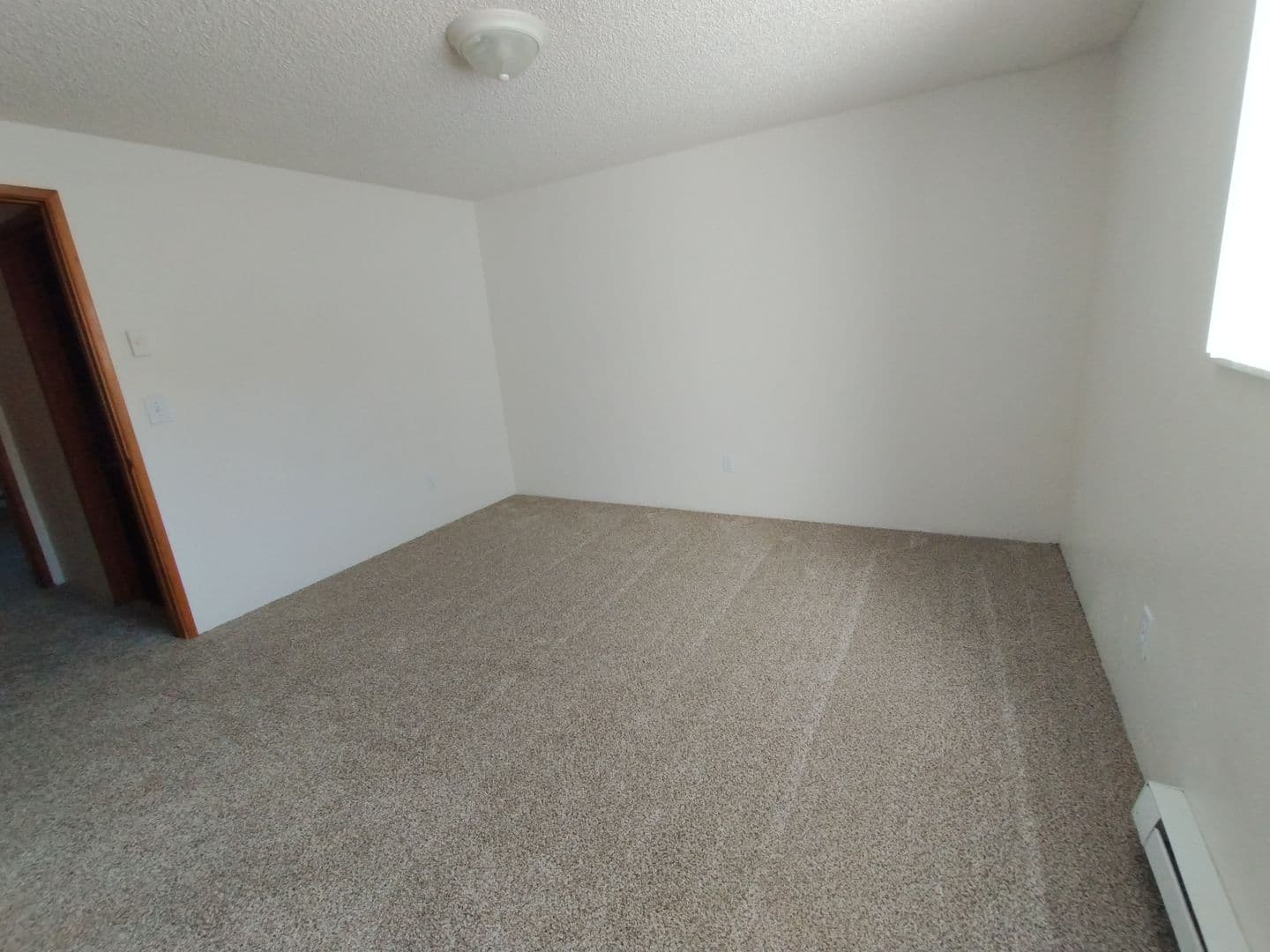 McMinnville Apartment: 1355 NW 2nd Street