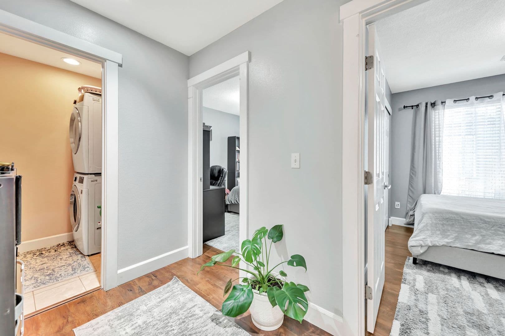 Portland Apartment: 17512-17572 SE Pine St.