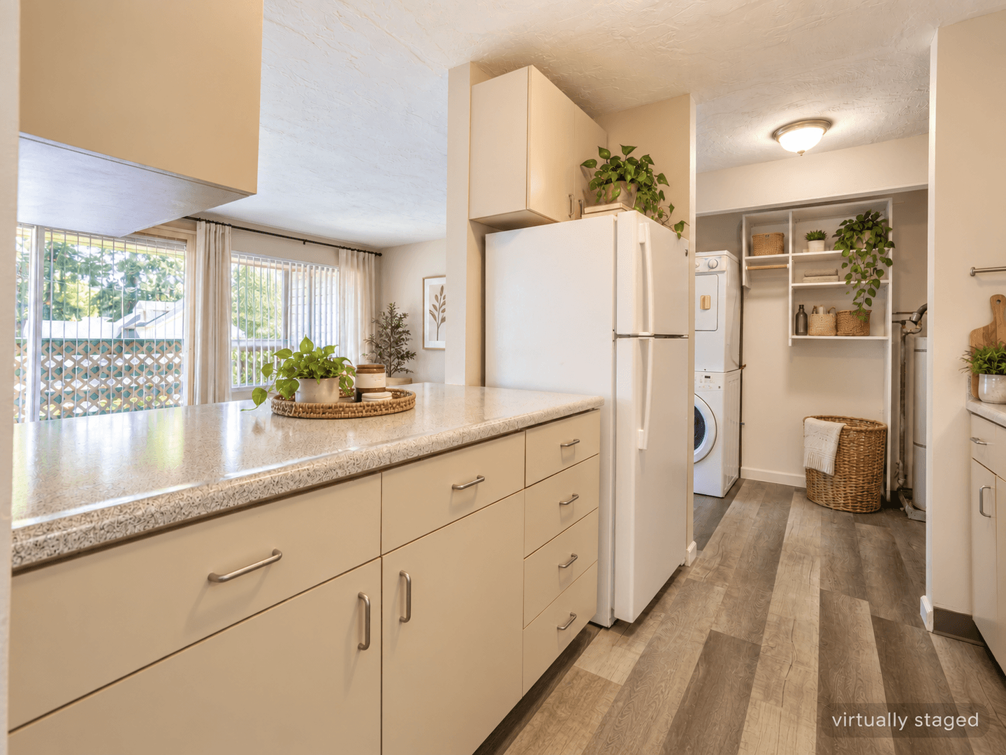 Portland Apartment: 10231 NE Tillamook St.
