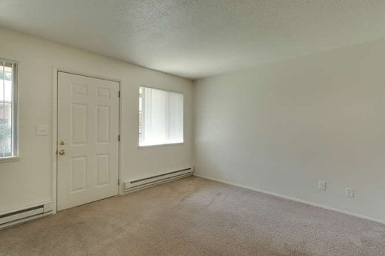 Forest Grove Apartment: 1504-1508 21st Place