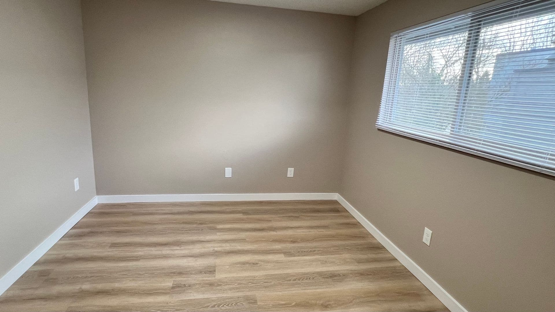 Vancouver Townhome: 7600 NE Vancouver Mall Dr.