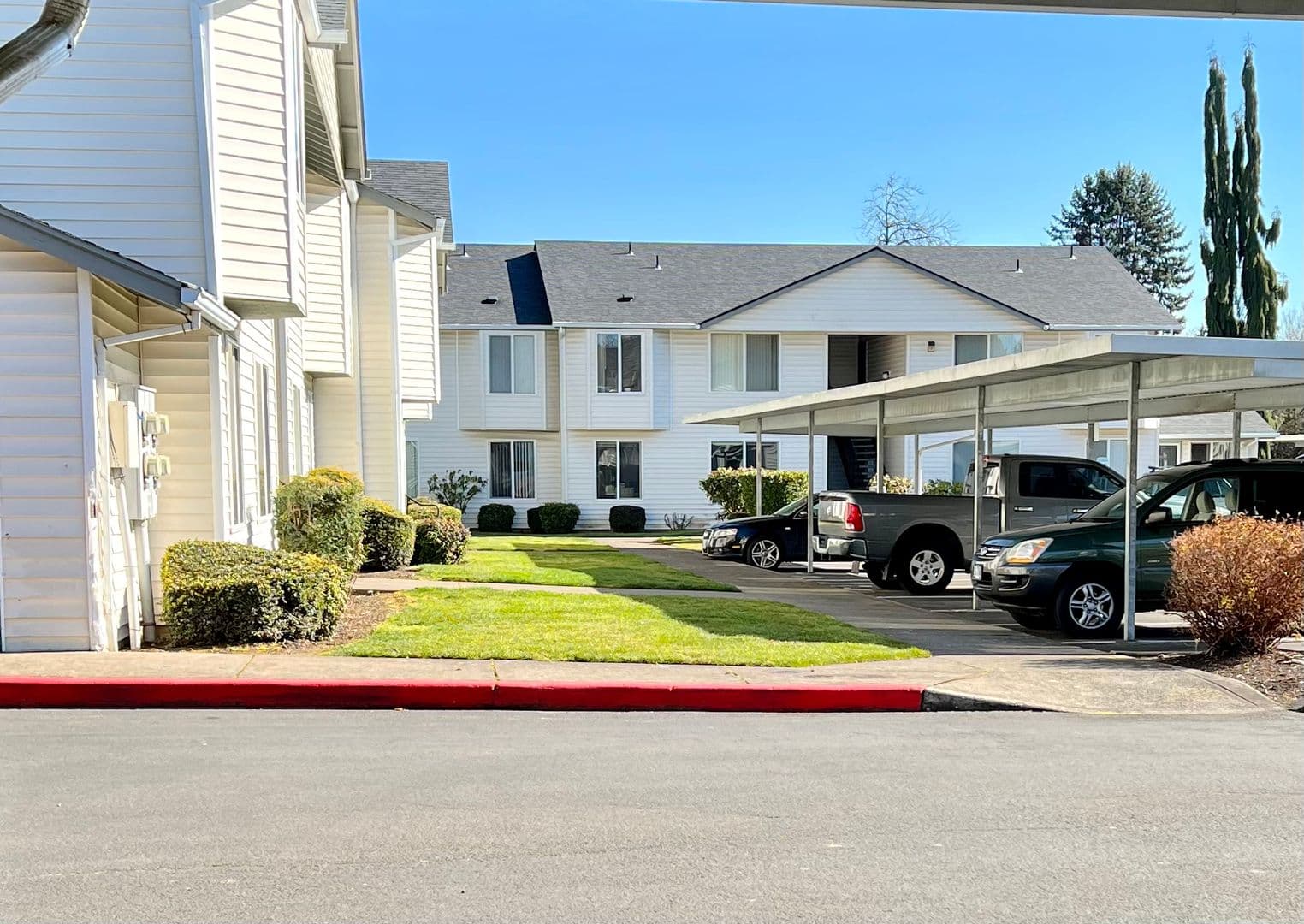 Keizer Apartment: 5075 - 5105 10th Avenue NE