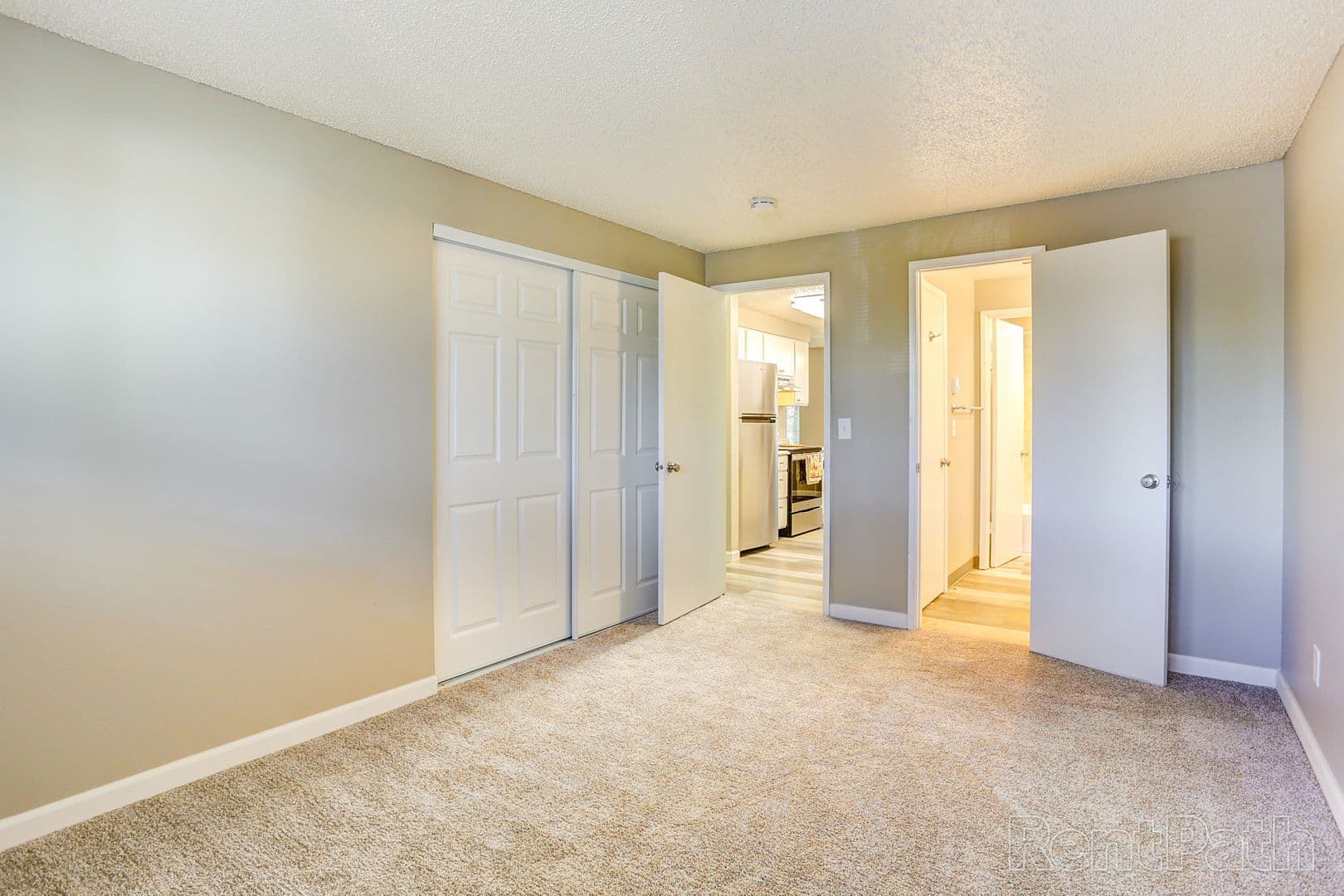 Gresham Apartment: 3050 NE 23rd St.