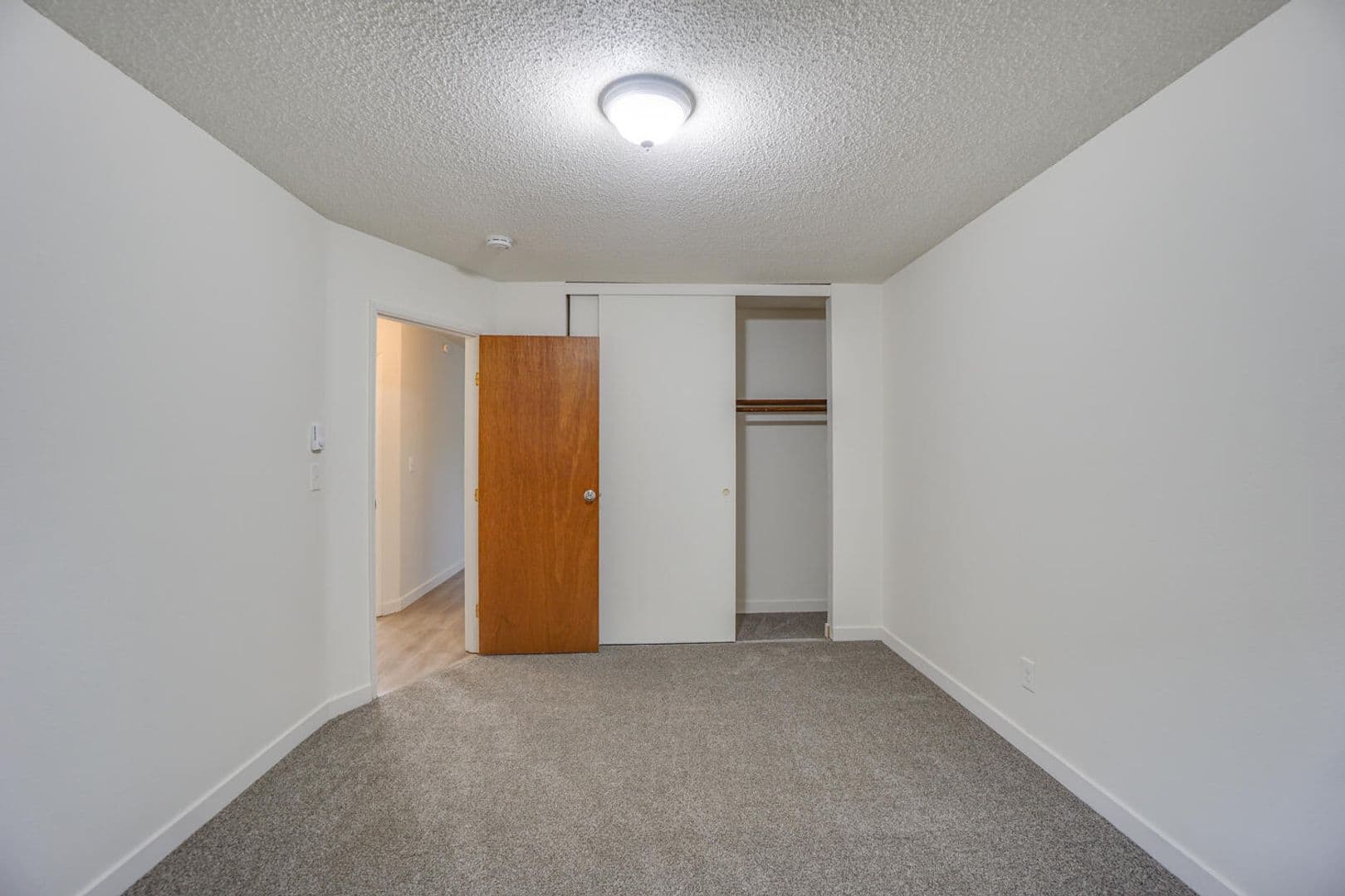 Forest Grove Apartment: 1504-1508 21st Place