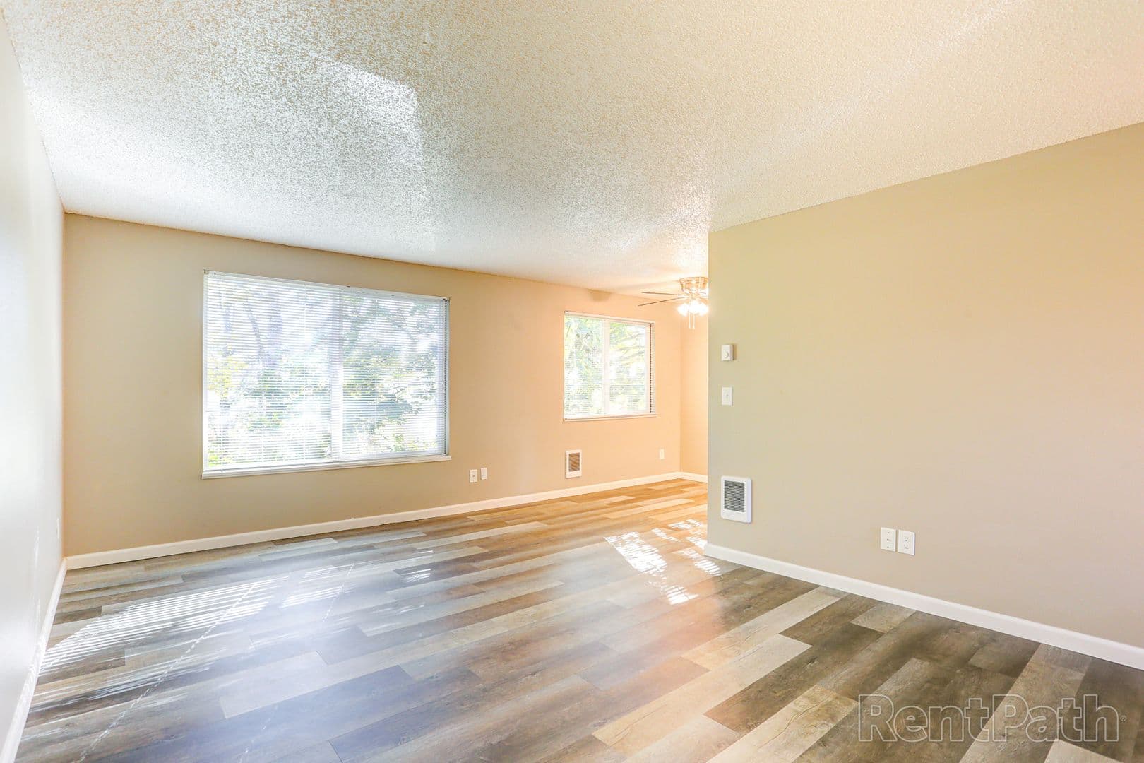 Gresham Apartment: 3050 NE 23rd St.