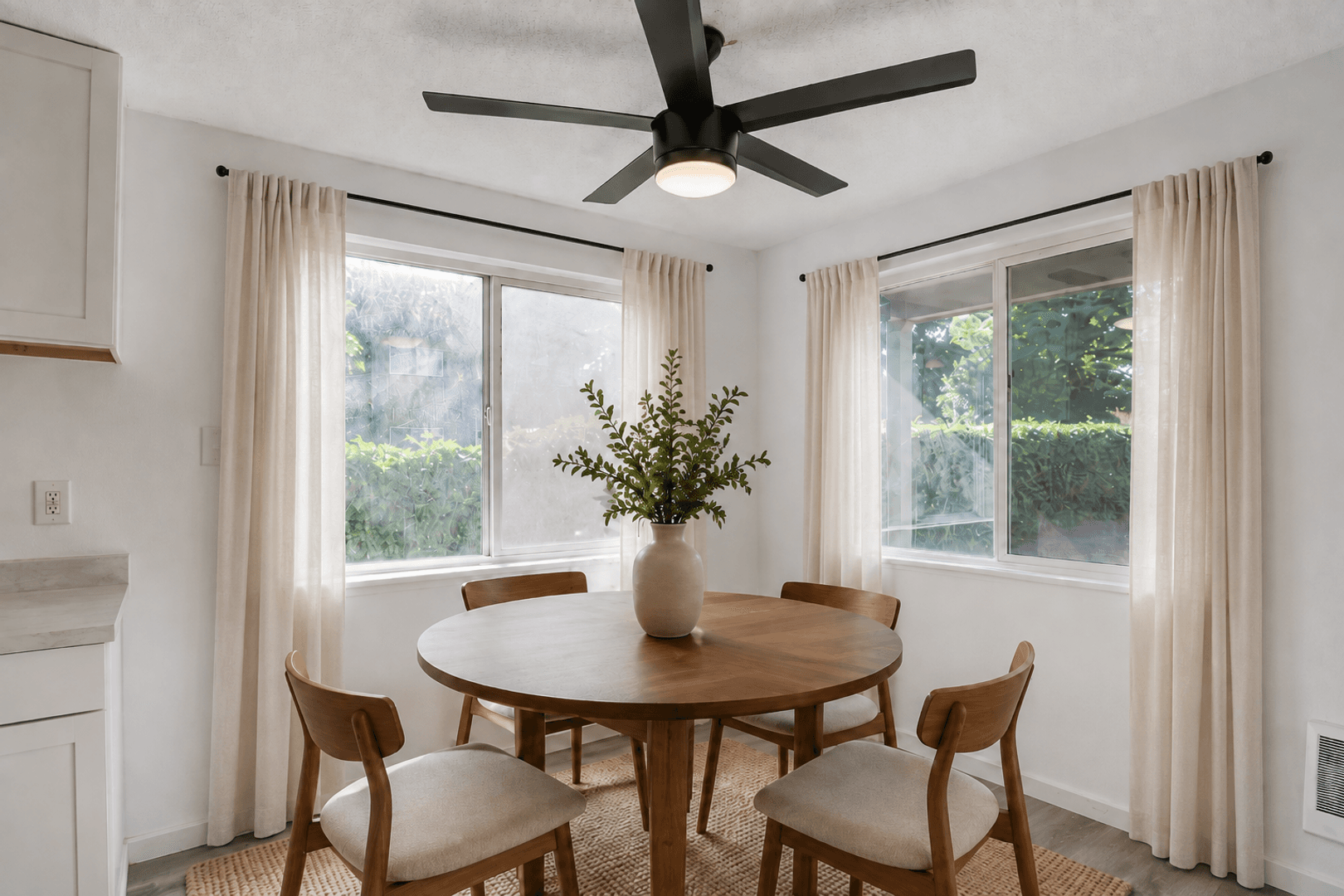 Portland Apartment: 10225 to 10257 NE Fremont Street