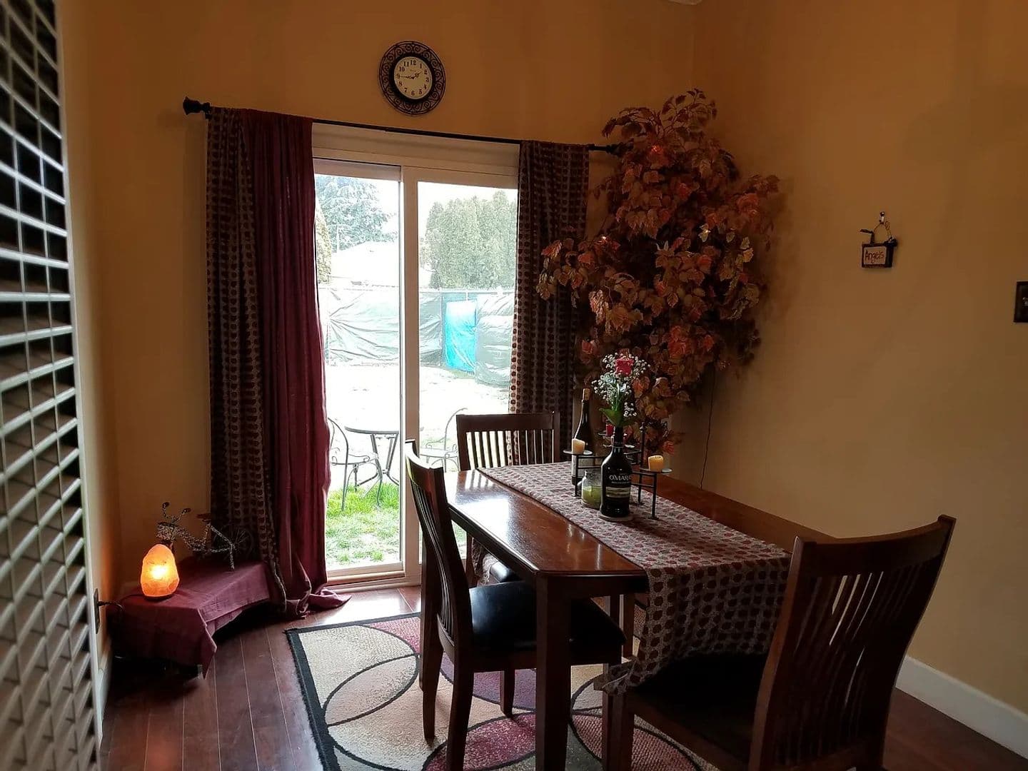 Stayton House: 1178 N 3rd Ave