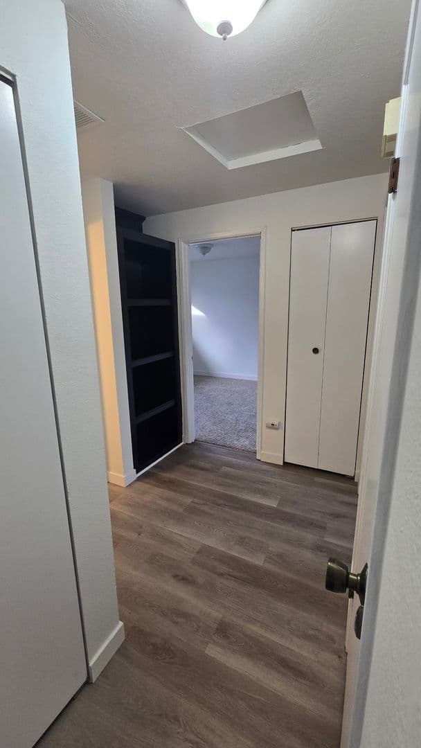 Forest Grove Apartment: 3103 - 3113 Brittany Dr