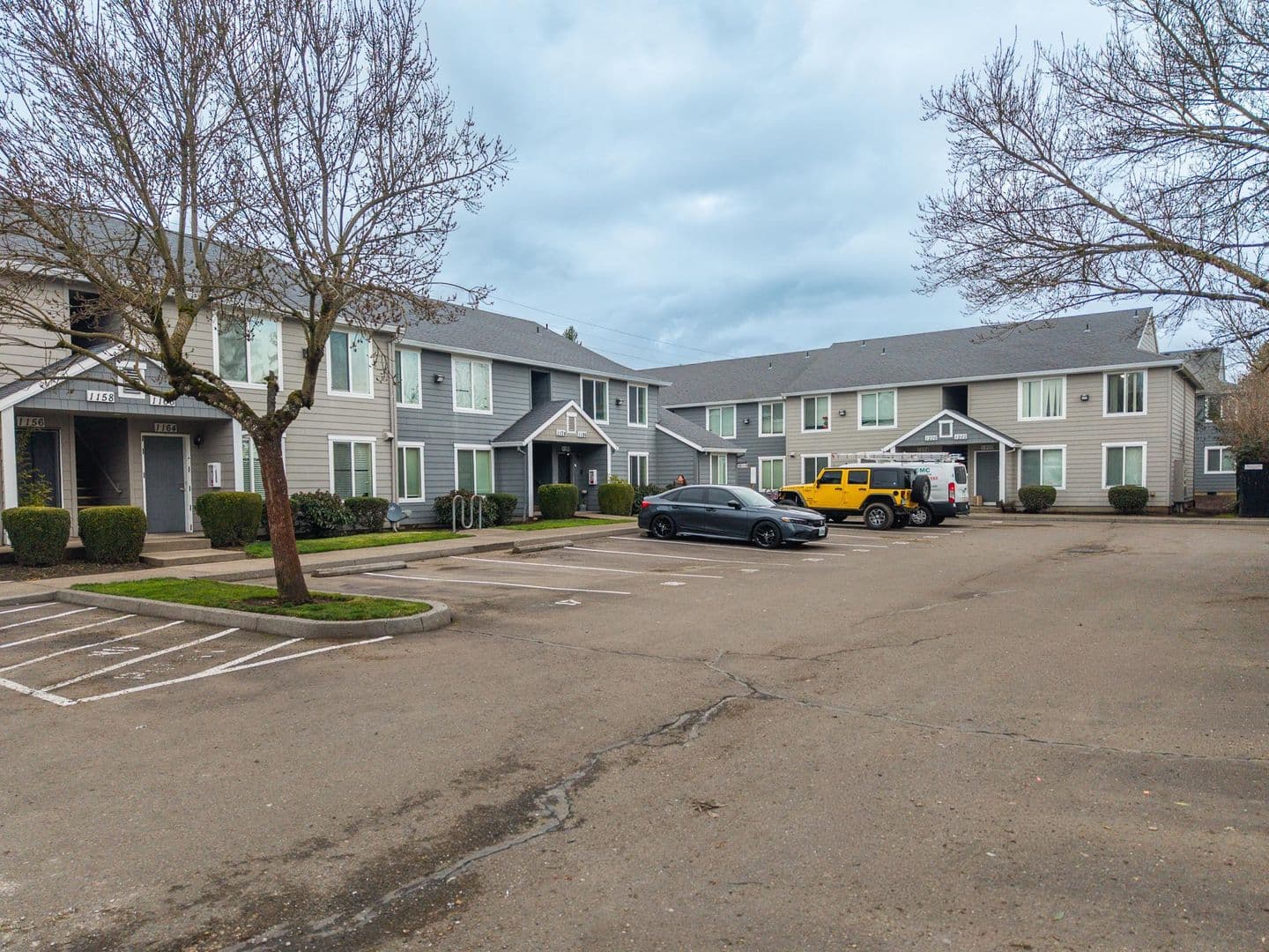 Cornelius Apartment: 1100 N Davis Street