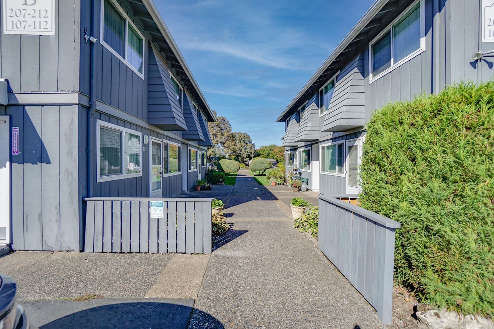 Fairview Apartment: 320 Lincoln Street
