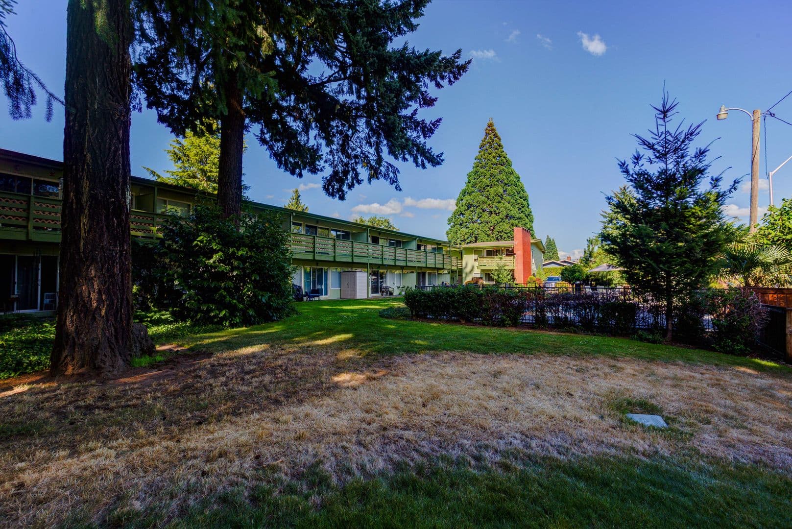 Portland Apartment: 10231 NE Tillamook St.