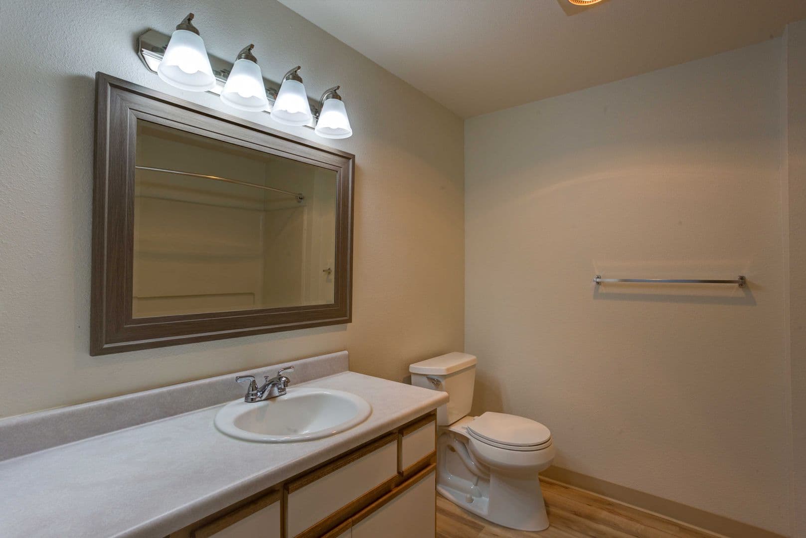 Vancouver Apartment: 7823 NE Fourth Plain Blvd
