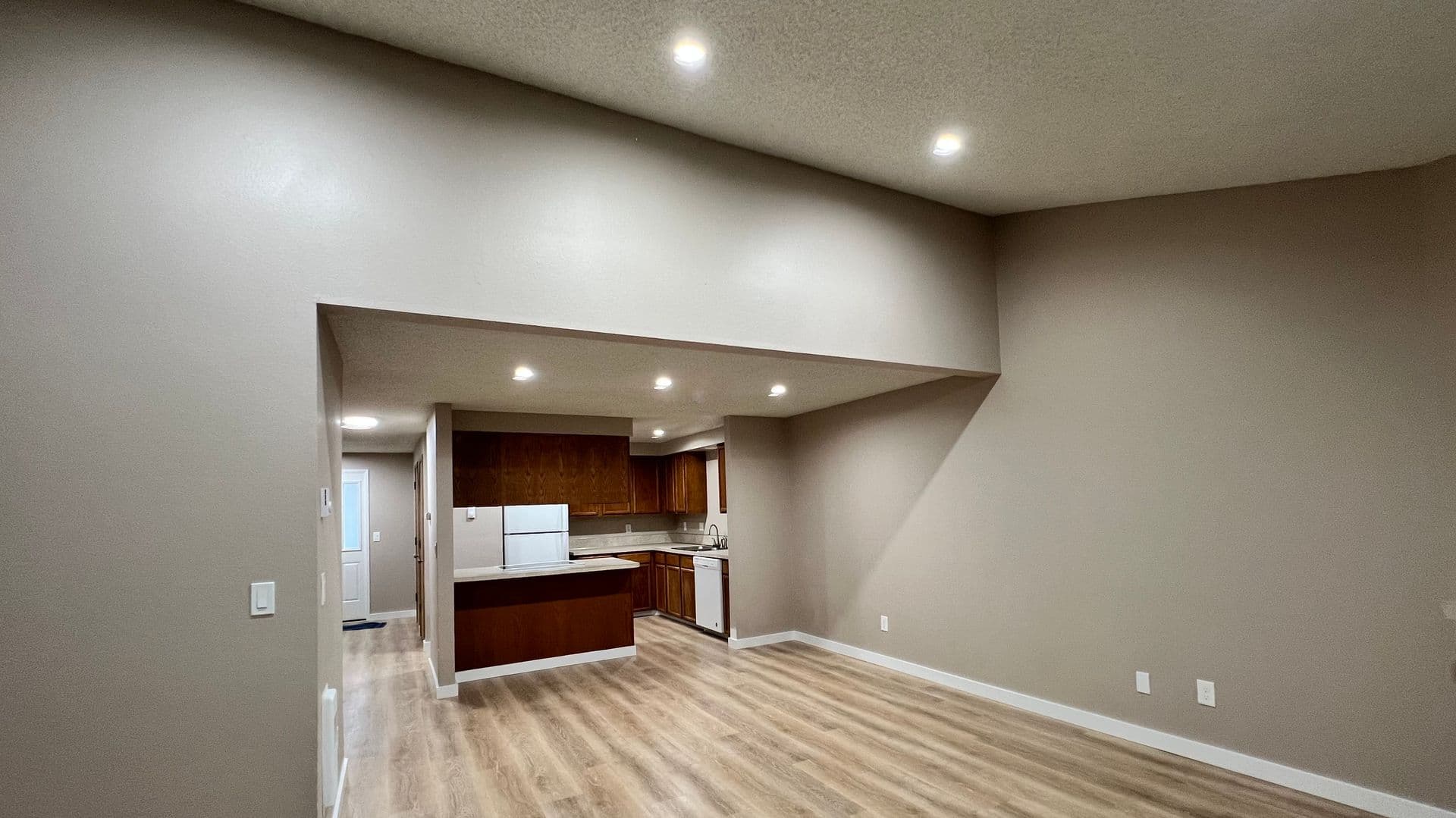 Vancouver Townhome: 7600 NE Vancouver Mall Dr.