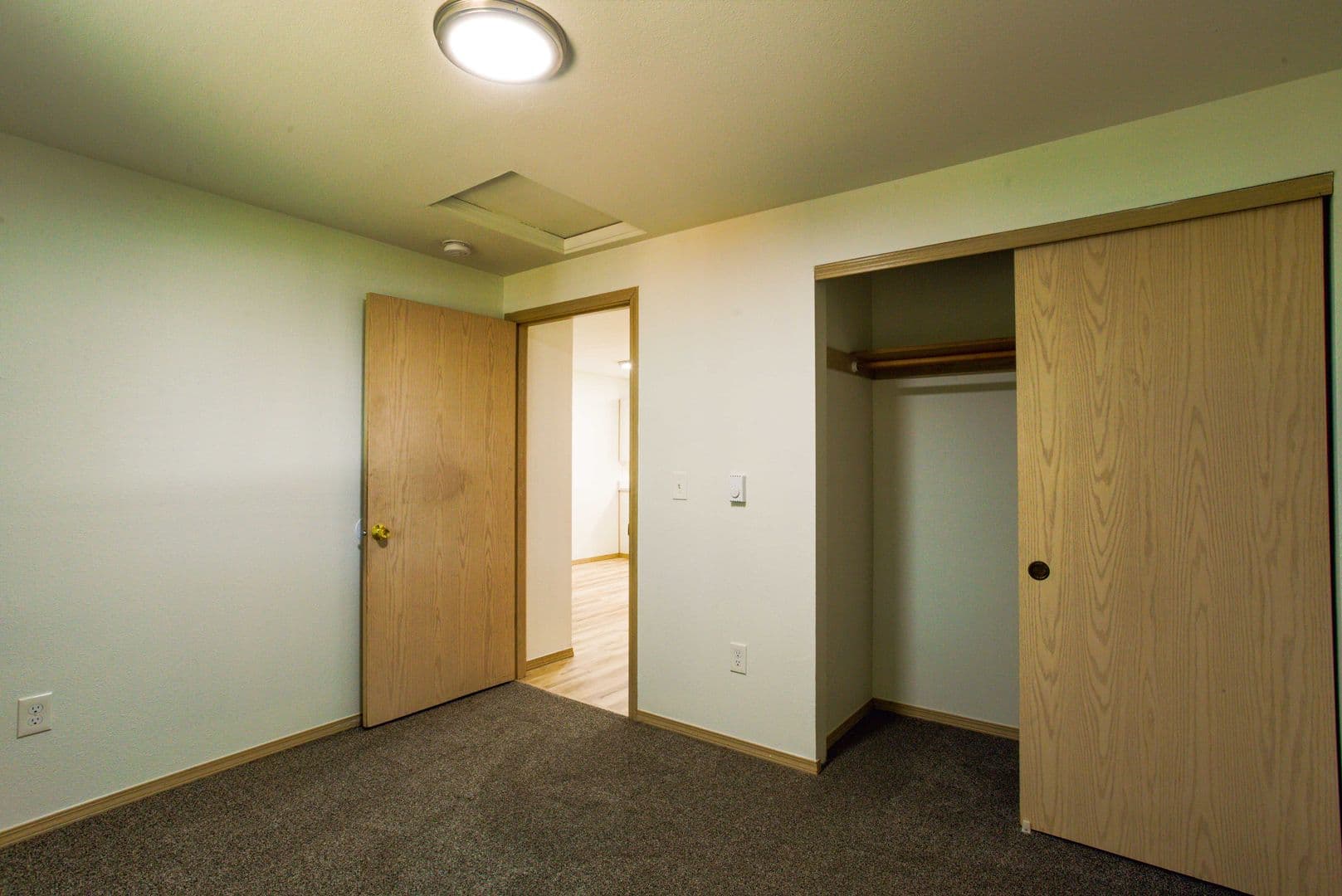 Vancouver Apartment: 7823 NE Fourth Plain Blvd