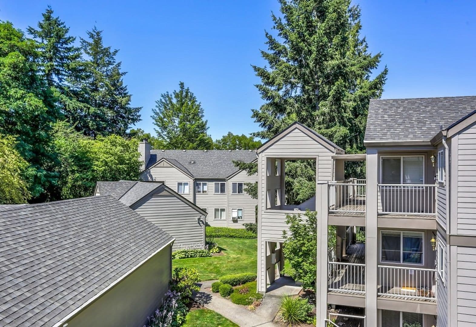 Beaverton Apartment: 4410 SW 107th Avenue