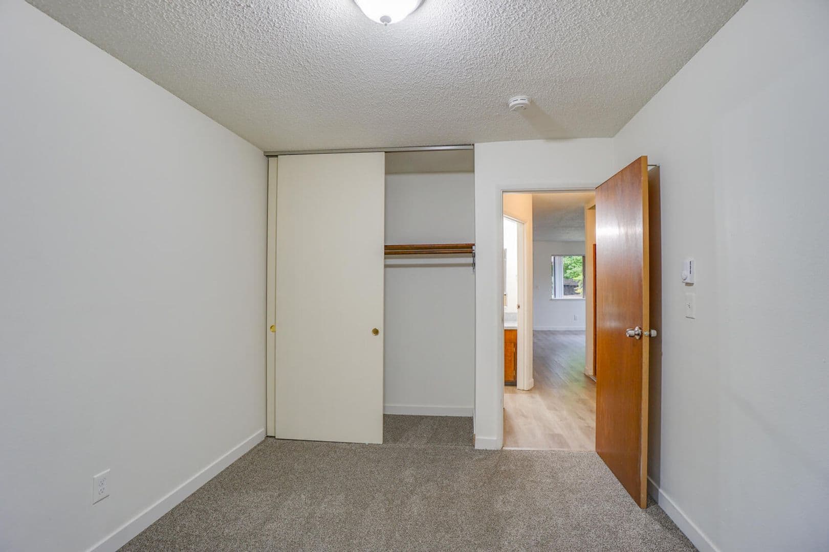 Forest Grove Apartment: 1504-1508 21st Place