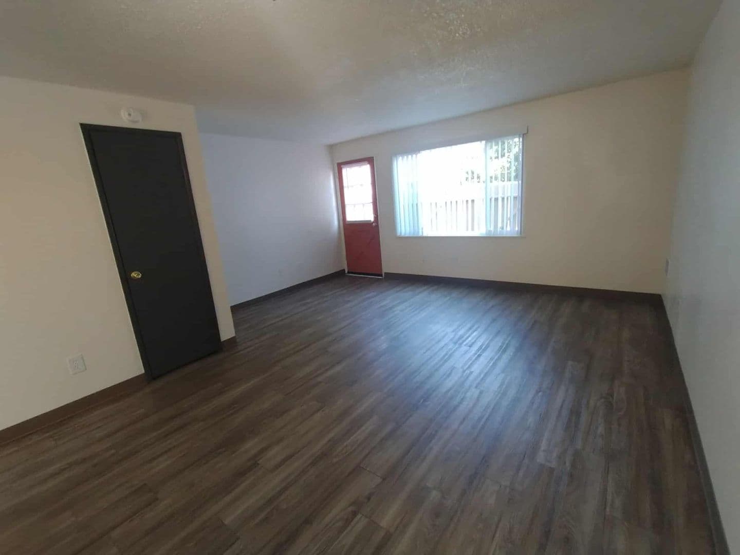 McMinnville Apartment: 1355 NW 2nd Street