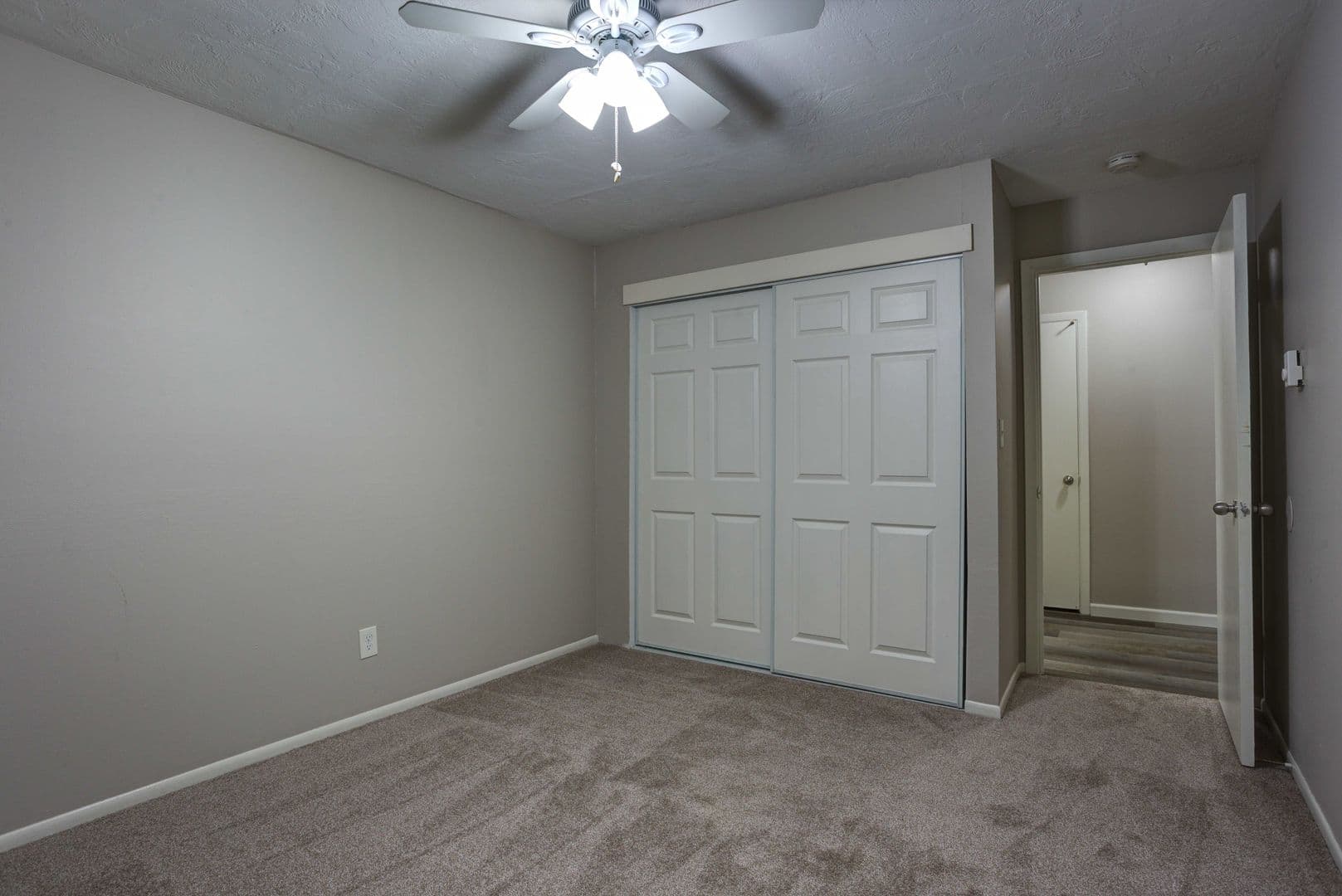 Portland Apartment: 10231 NE Tillamook St.