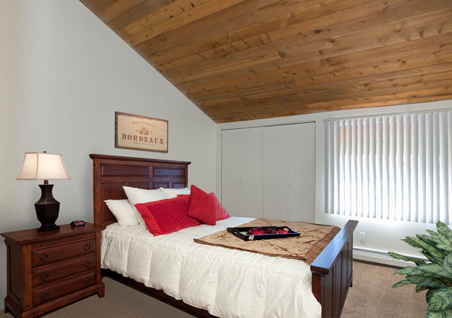 Colorado Springs Apartment: 1567 S. Chelton Rd.