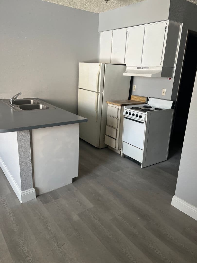 Las Vegas Apartment: 4816 Koval Lane