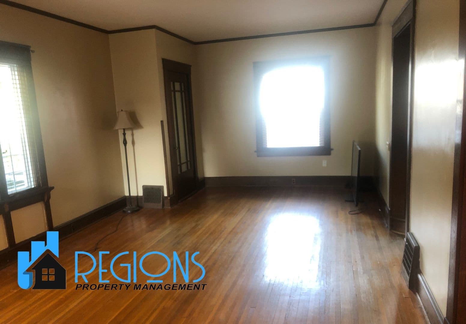 Bloomington House: 501 E Locust