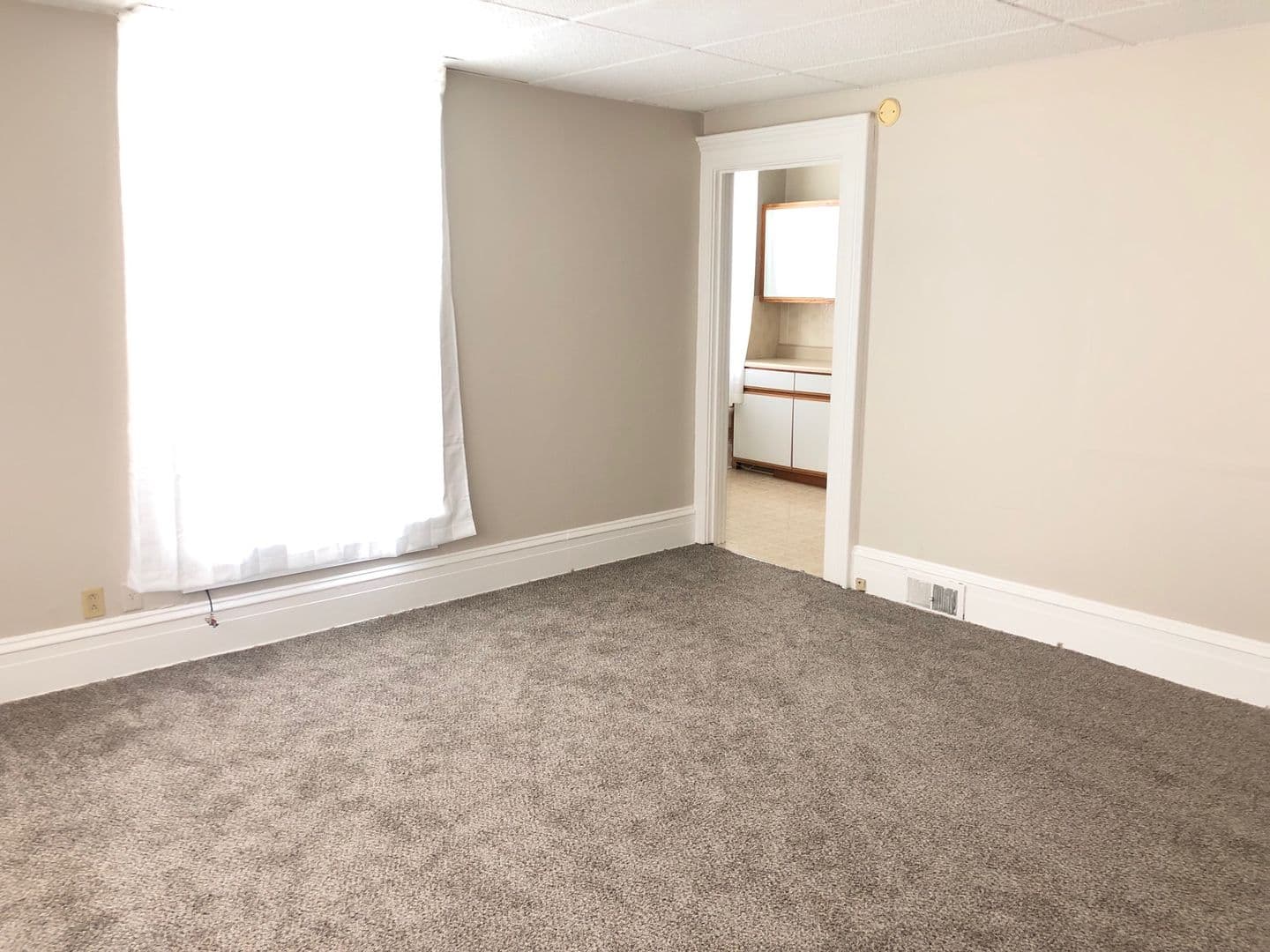 Bloomington Apartment: 803 W Wood Street