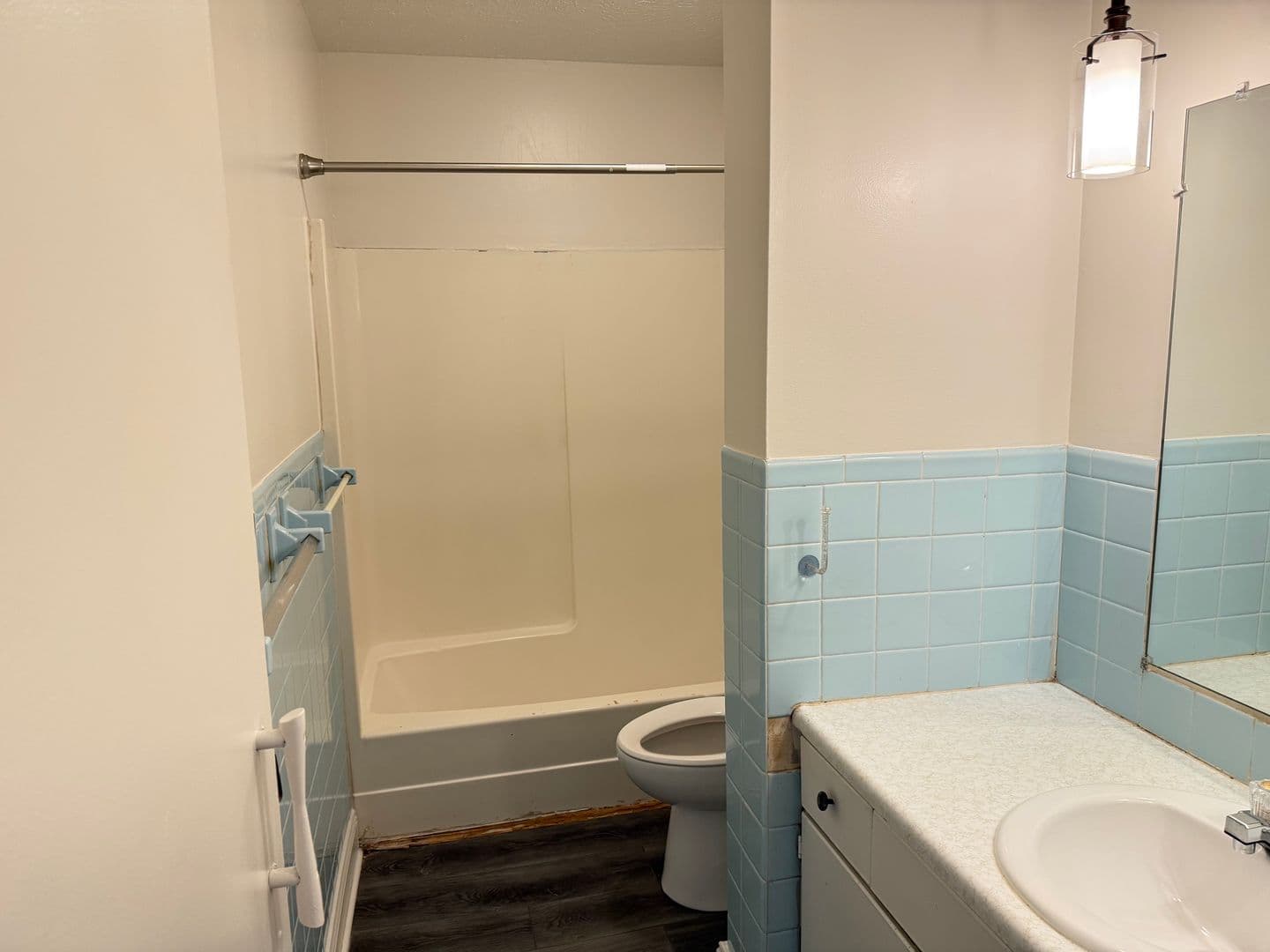 Normal Apartment: 1002 North School Street - 5