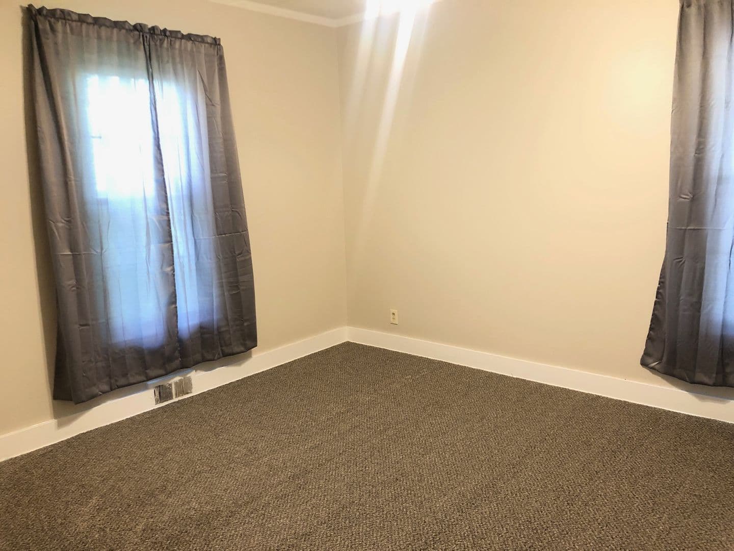 Bloomington Apartment: 803 W Wood Street