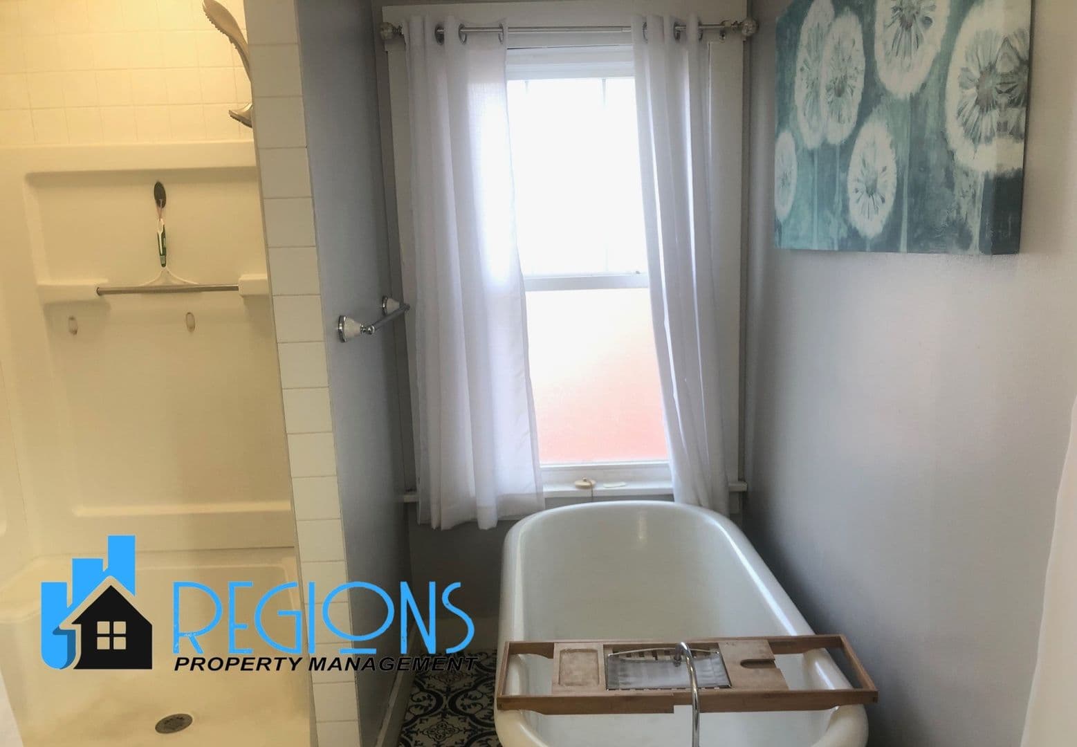 Bloomington House: 501 E Locust
