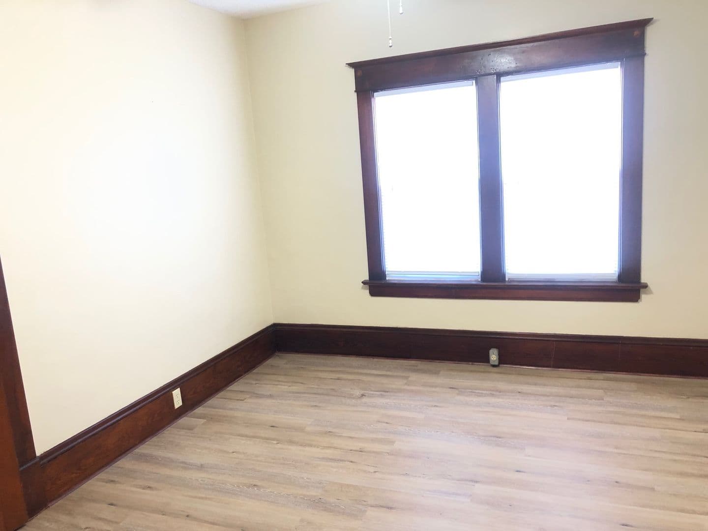 Bloomington House: 1603 South Center Street