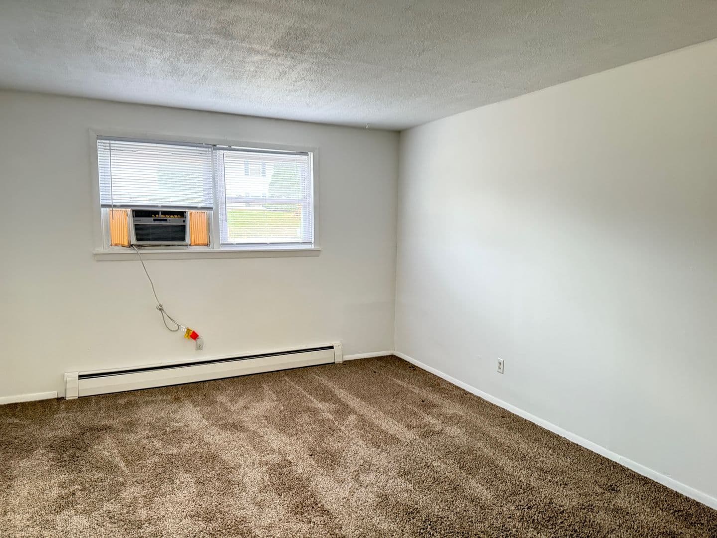Bloomington Apartment: 322 Riley Dr