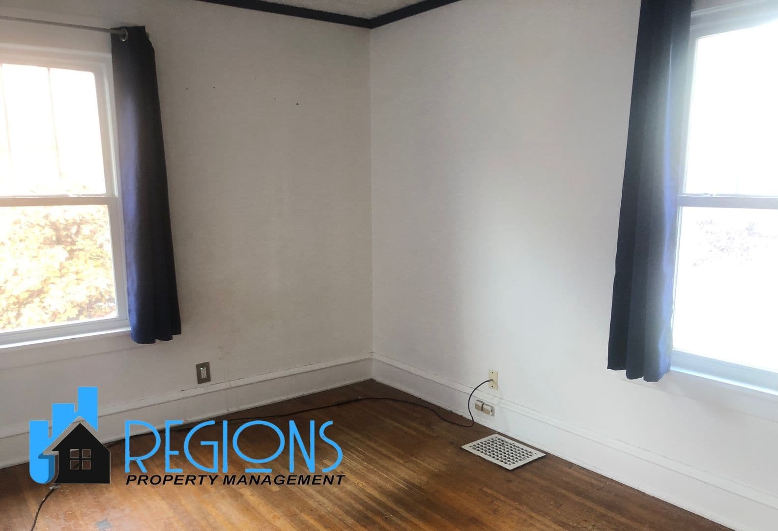 Bloomington House: 501 E Locust