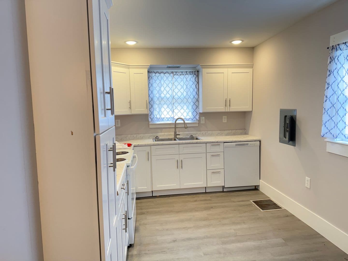 Leroy House: 103 N Walnut