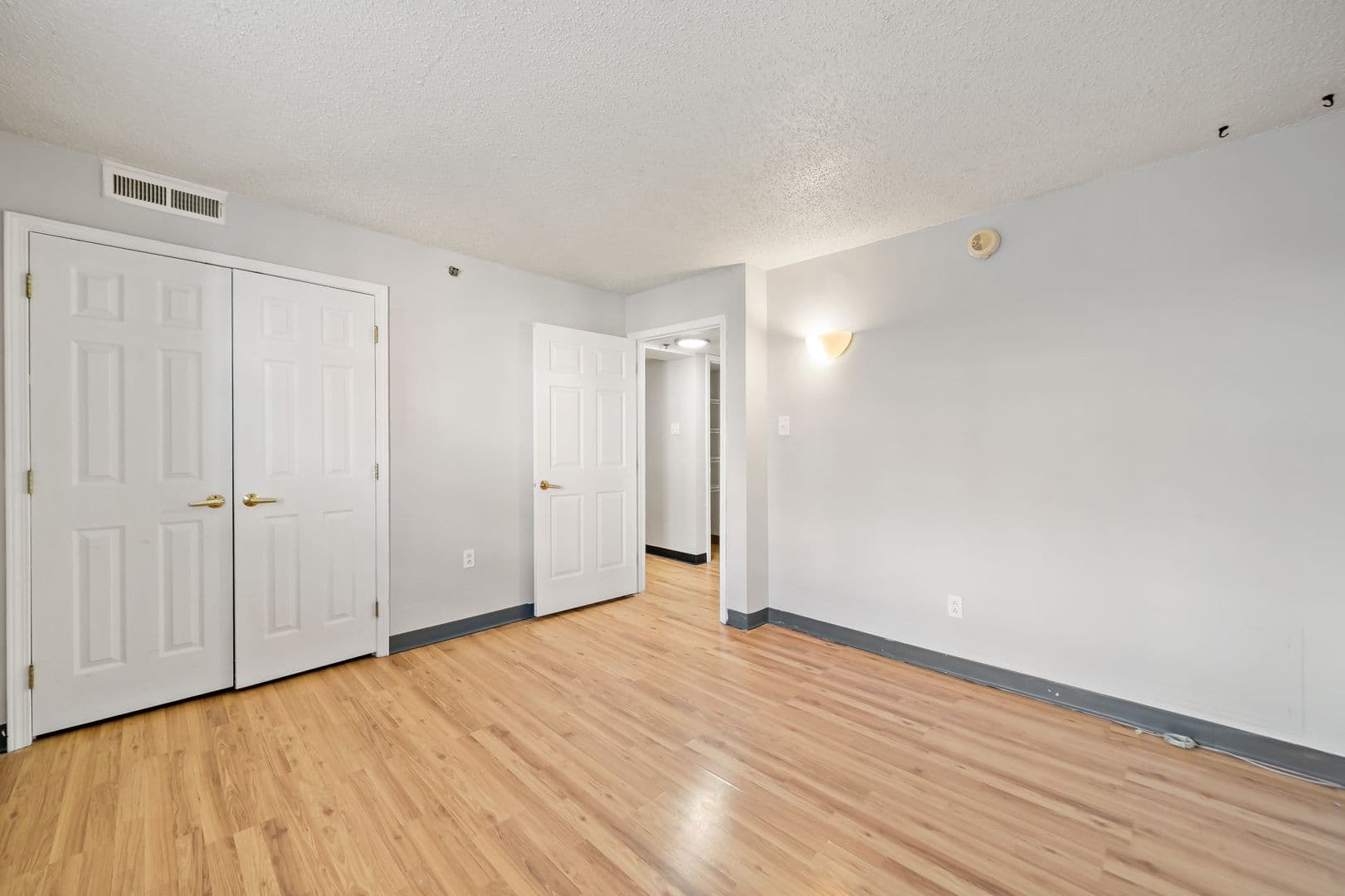 Philadelphia Apartment: 700-734 S. 17th Street