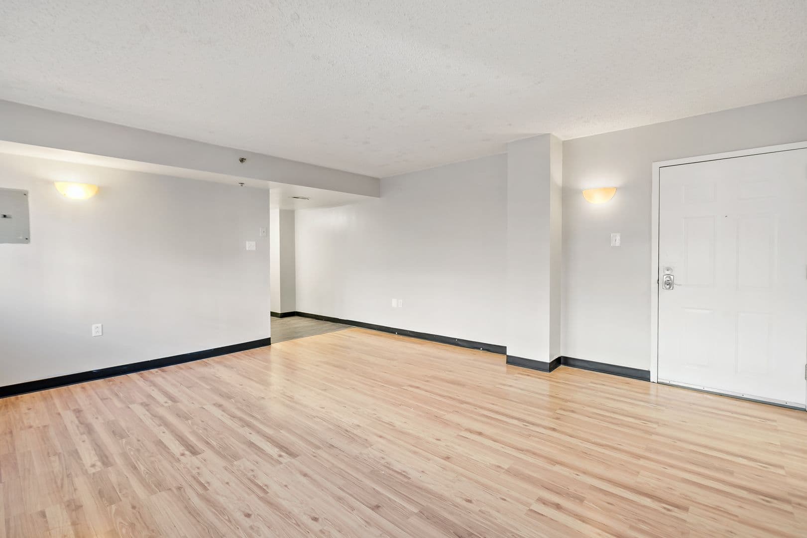 Philadelphia Apartment: 700-734 S. 17th Street