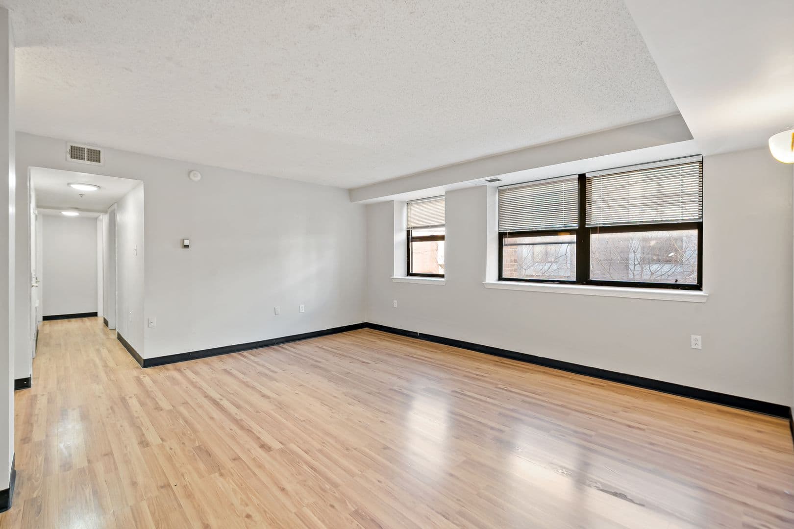 Philadelphia Apartment: 700-734 S. 17th Street