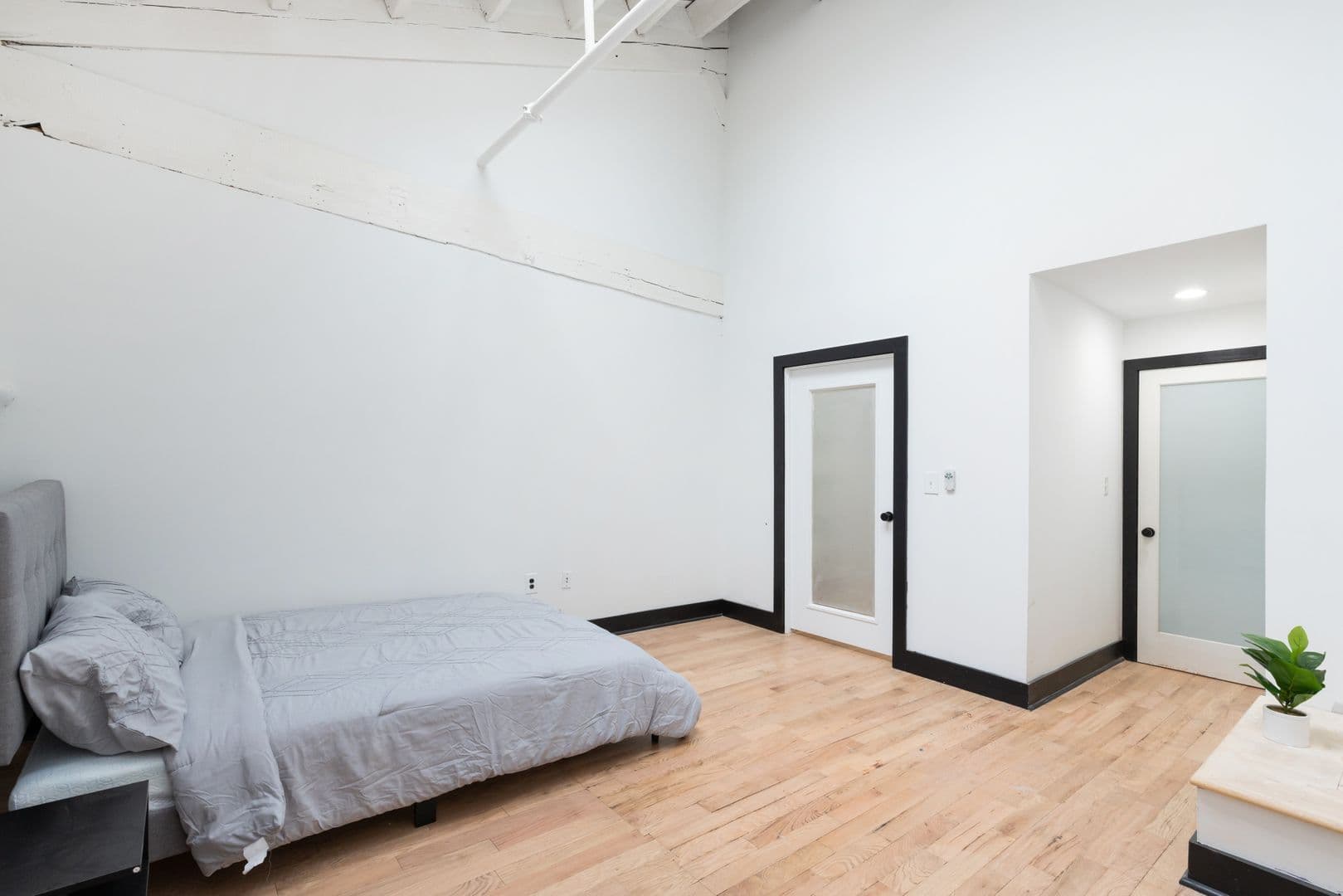 Philadelphia Apartment: 1520 Green Street