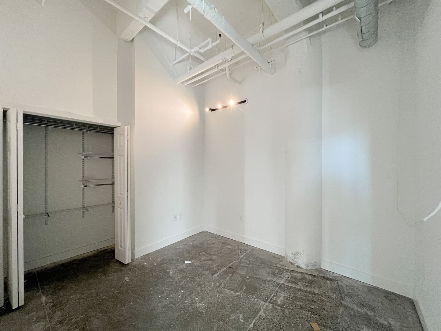 Philadelphia Apartment: 340 North 12th Street