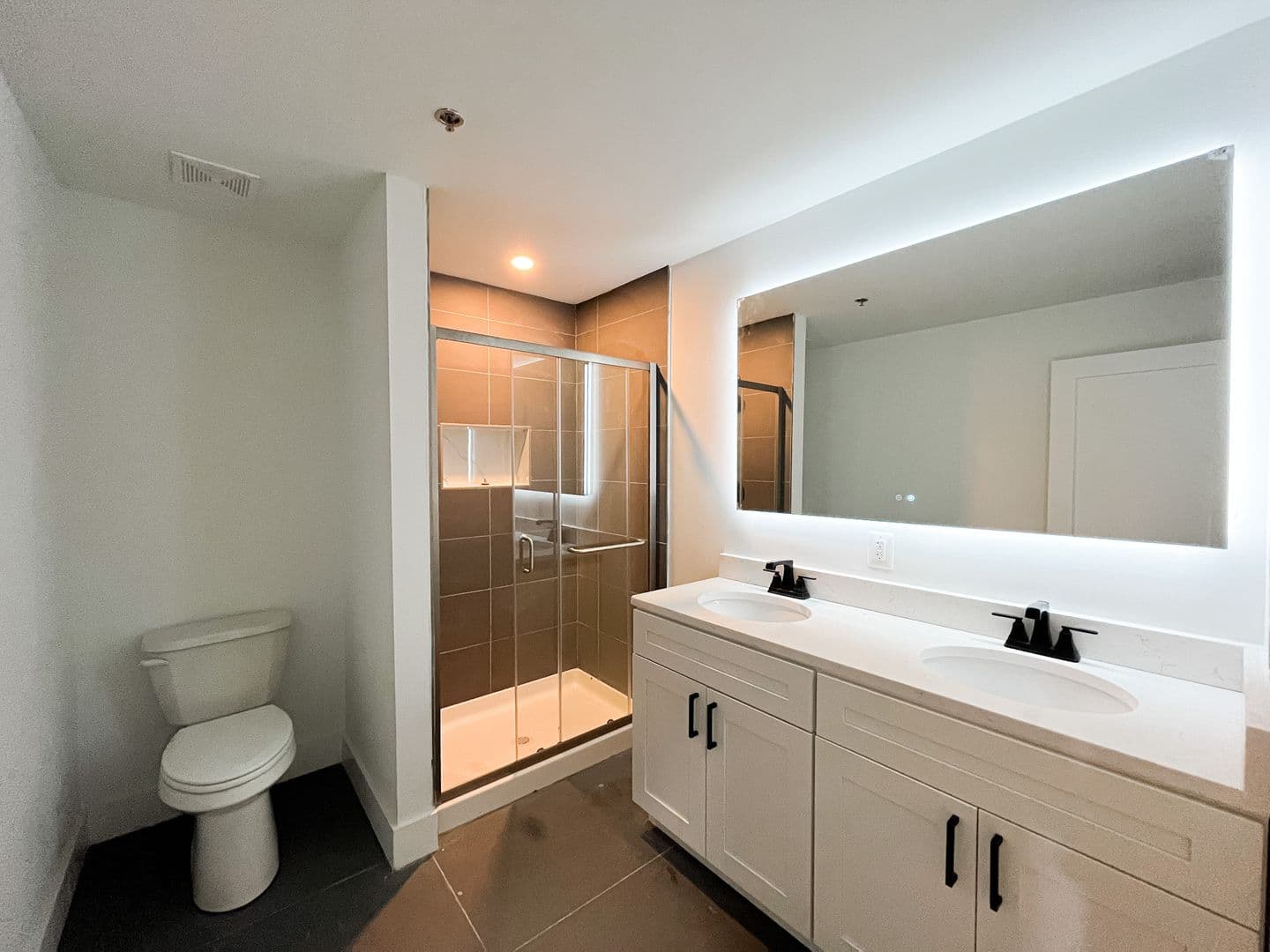 Philadelphia Apartment: 340 North 12th Street