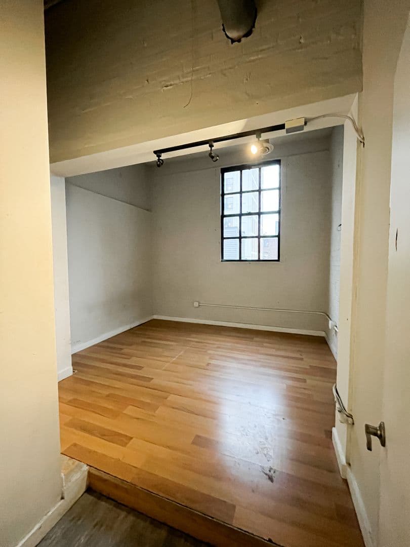 Philadelphia Apartment: 340 North 12th Street