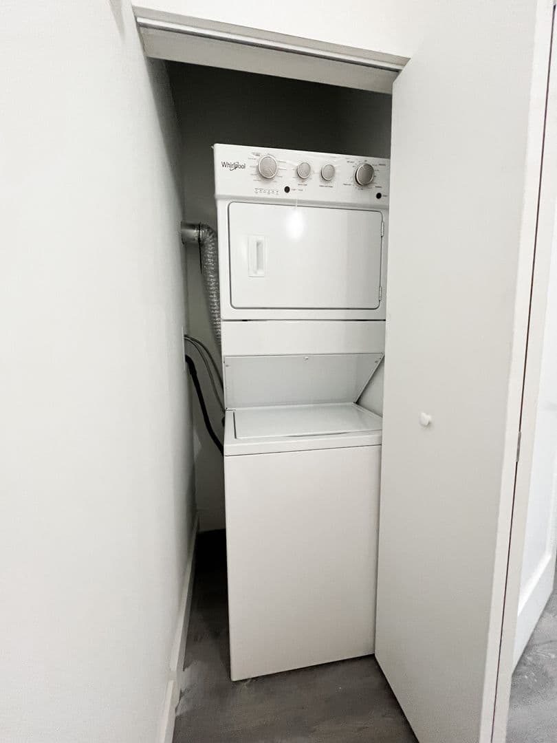 Philadelphia Apartment: 340 North 12th Street