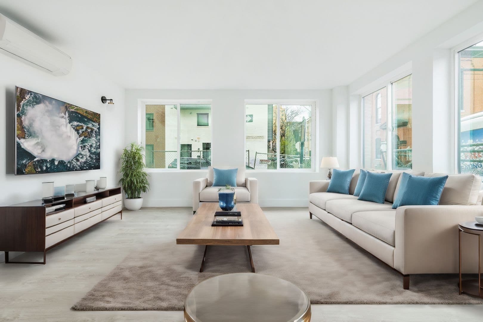 Philadelphia Apartment: 734 South 17th Street
