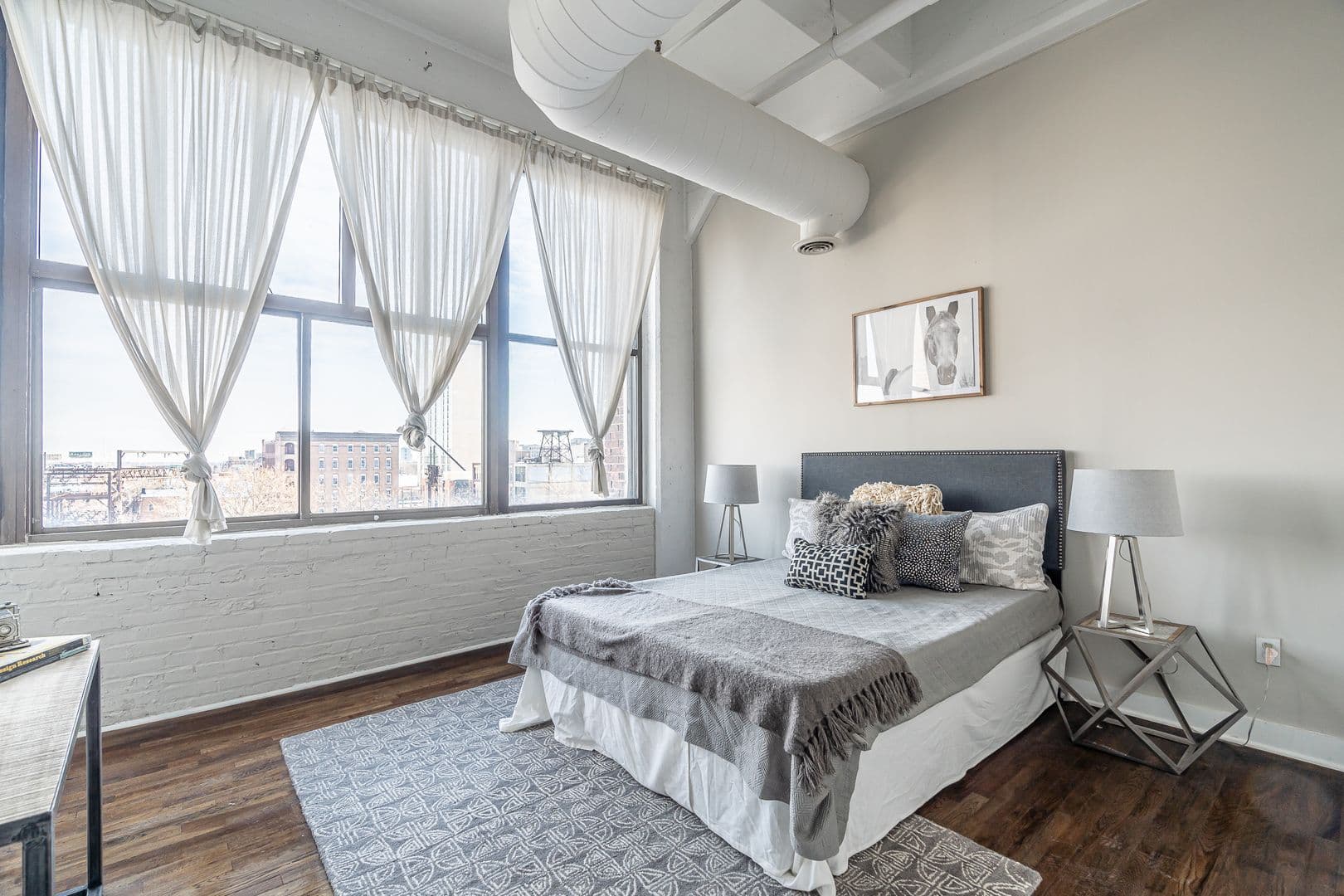 Philadelphia Apartment: 340 North 12th Street