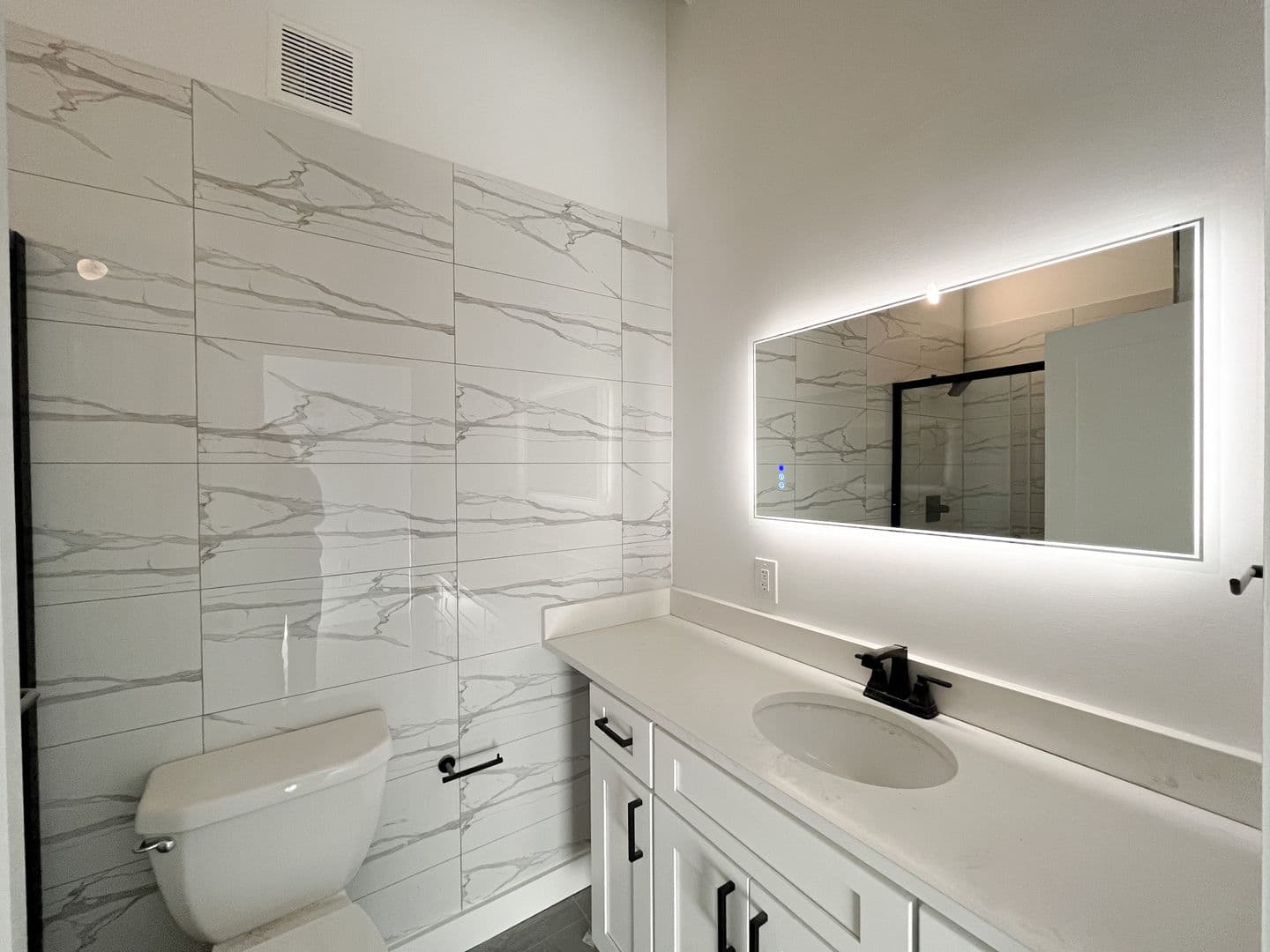 Philadelphia Apartment: 340 North 12th Street