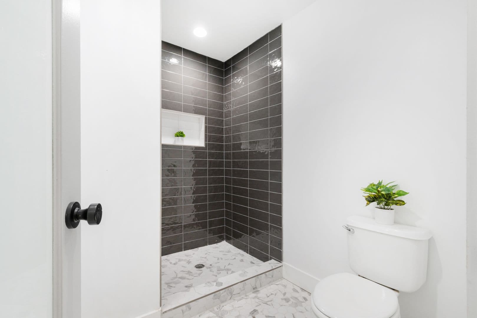 Philadelphia Apartment: 1520 Green Street