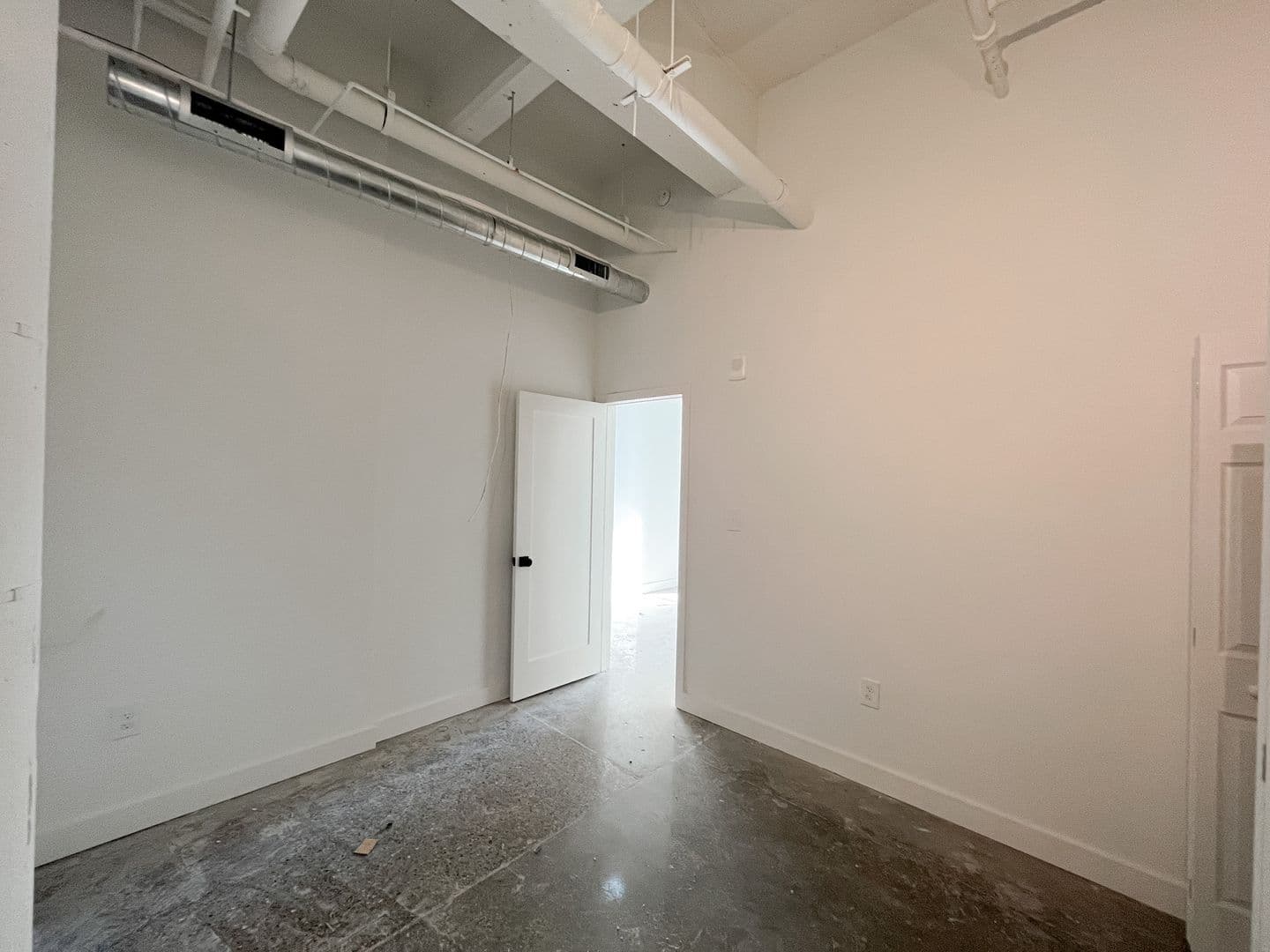 Philadelphia Apartment: 340 North 12th Street