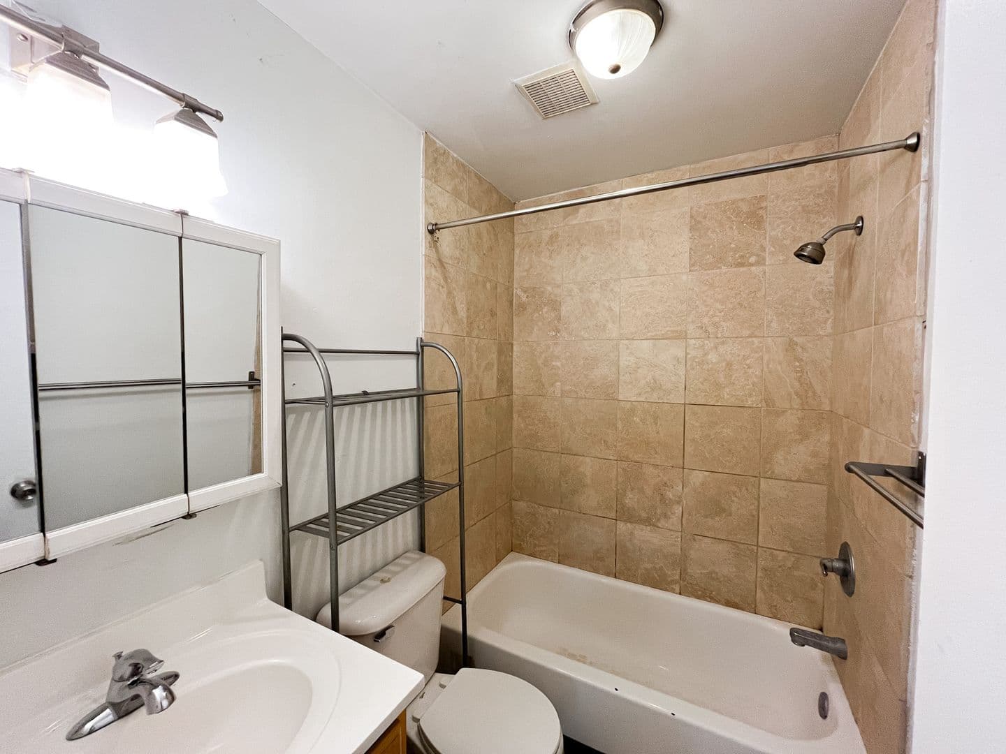 Philadelphia Apartment: 2100 Block Christian Street